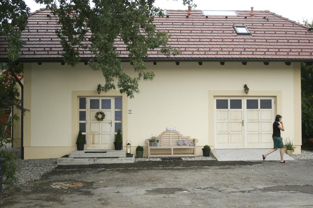 Landgasthof Friedl Sankt Lorenzen bei Knittelfeld Exterior photo